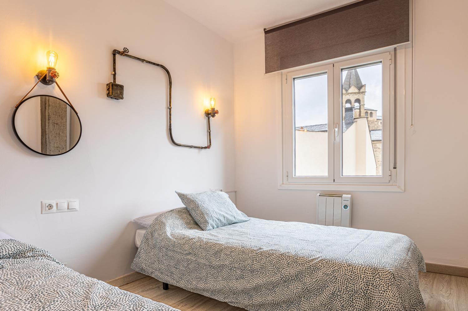 Nomada Castillo _ Vut-Le-251 Ponferrada Ngoại thất bức ảnh