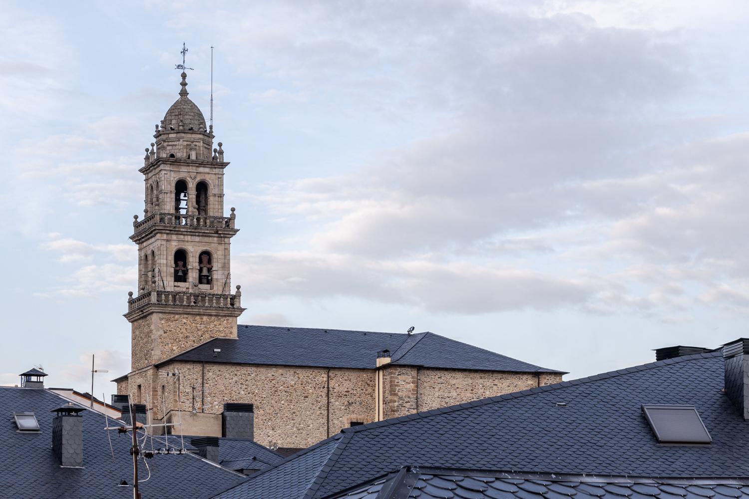Nomada Castillo _ Vut-Le-251 Ponferrada Ngoại thất bức ảnh