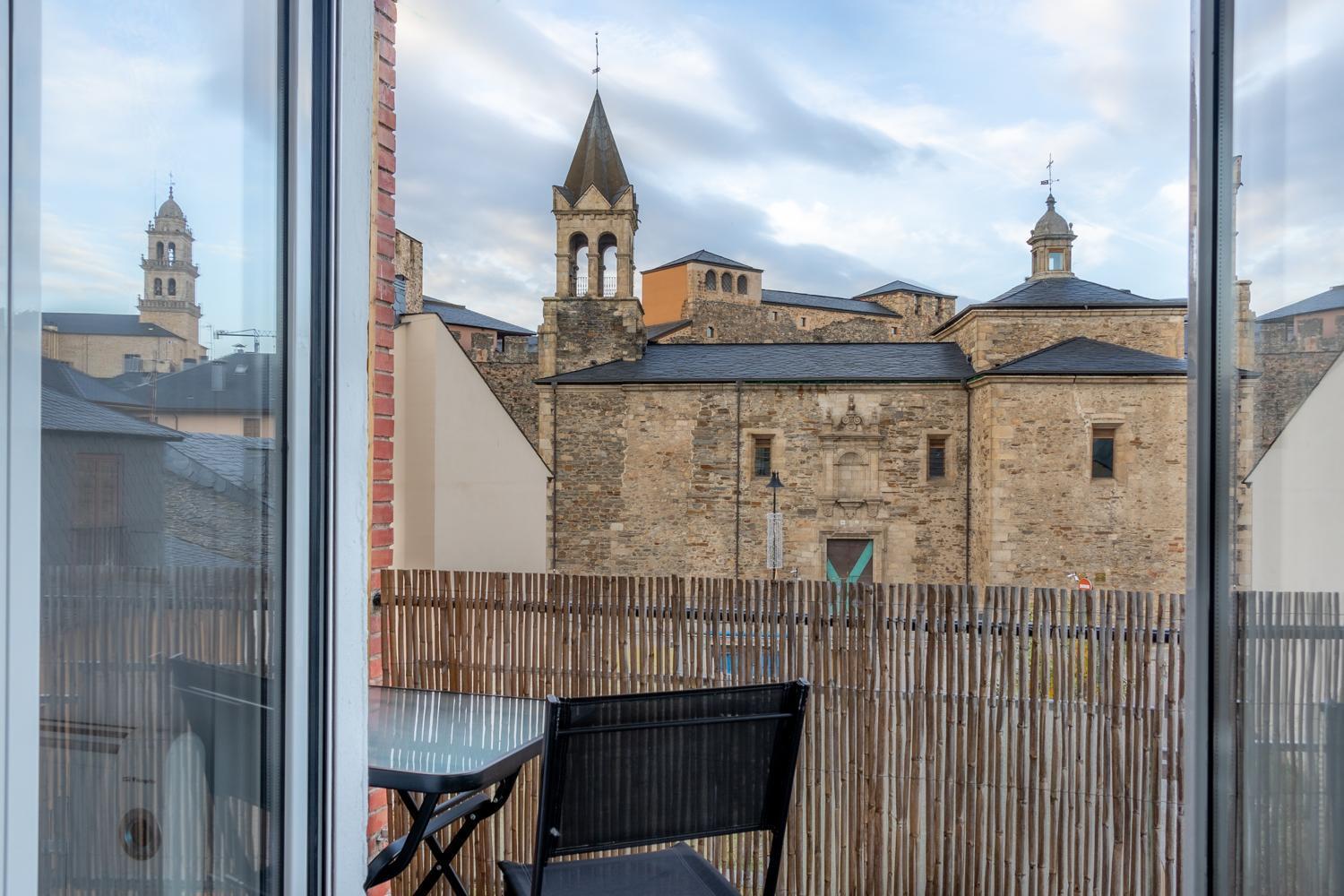 Nomada Castillo _ Vut-Le-251 Ponferrada Ngoại thất bức ảnh